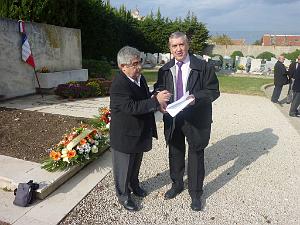 REPORTAGE 2011 MARSEILLE 2011 11 01 CIMETIERE DE MAZARGUES  (37) LES RAPATRIES SE SOUVIENNENT par GV